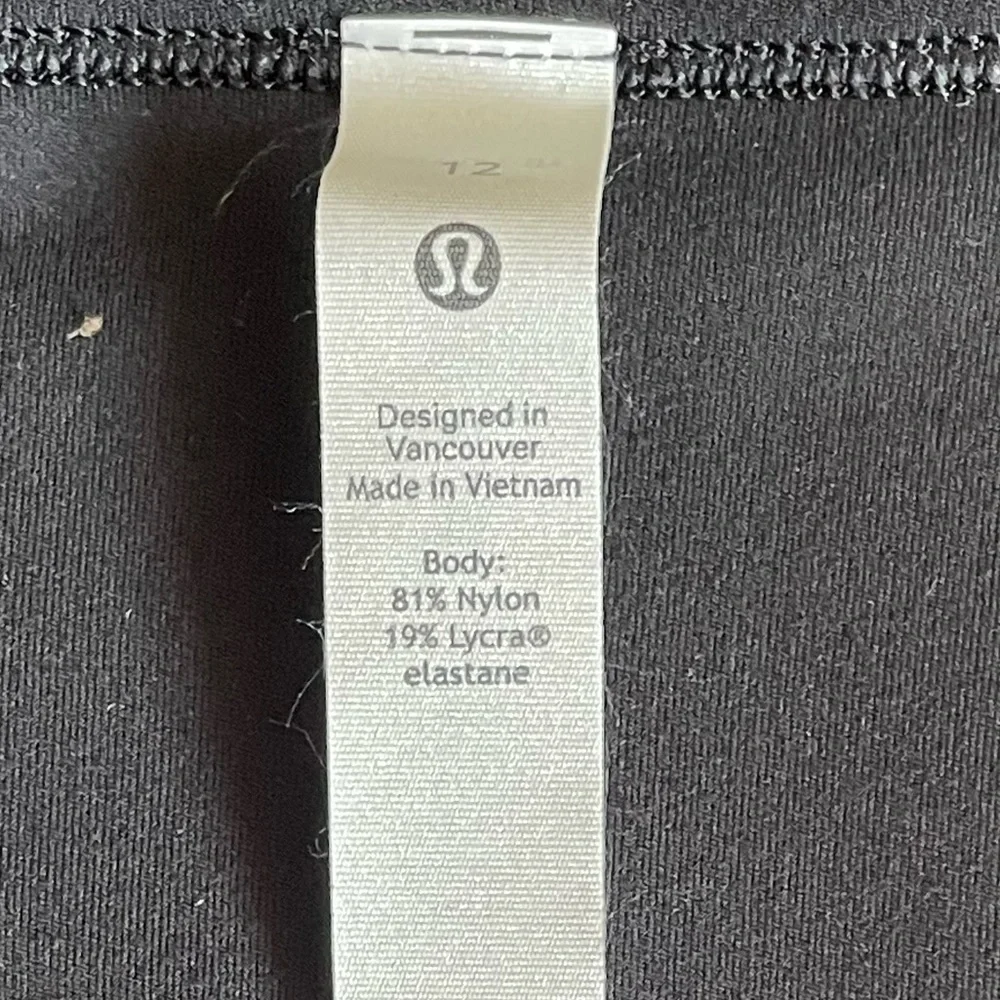 lululemon athletica Black V‑Neck Crop Top